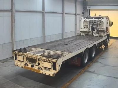 MITSUBISHI FUSO