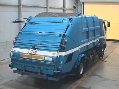 MITSUBISHI FUSO FIGHTER