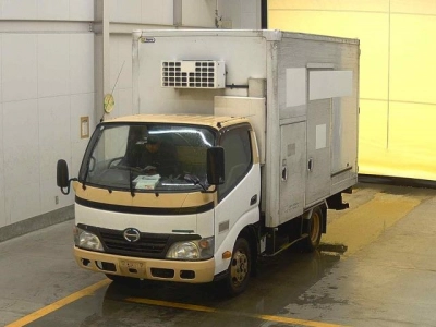HINO DUTRO