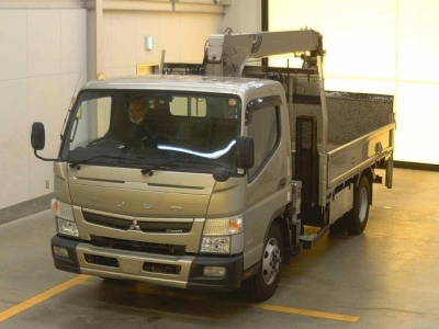 MITSUBISHI CANTER