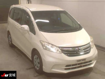 HONDA FREED