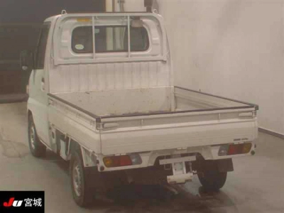 NISSAN CLIPPER