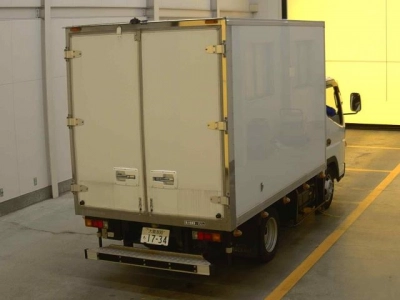 MITSUBISHI CANTER
