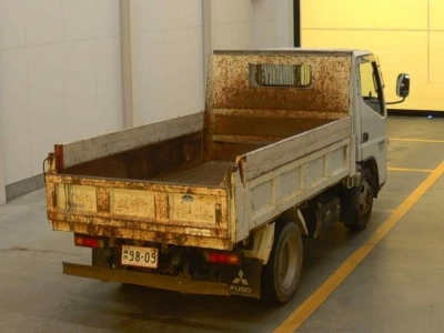 MITSUBISHI CANTER