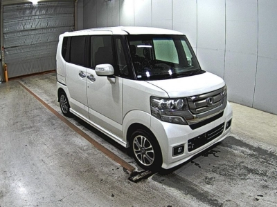 HONDA N BOX CUSTOM