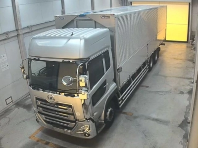 NISSAN UD