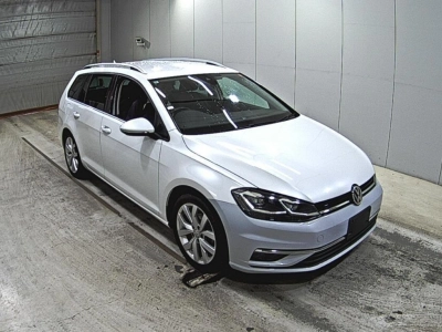 VOLKSWAGEN GOLF VARIANT