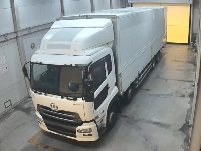 NISSAN UD