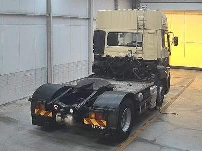 NISSAN UD