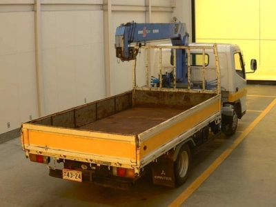 MITSUBISHI CANTER