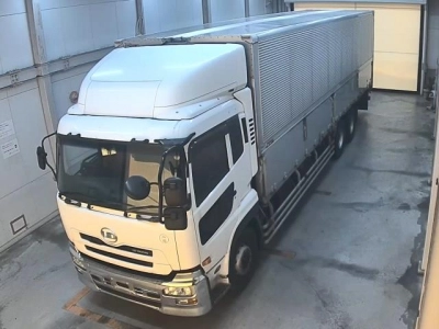 NISSAN UD
