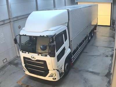 NISSAN UD