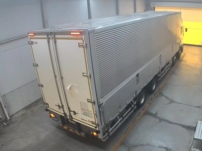 NISSAN UD