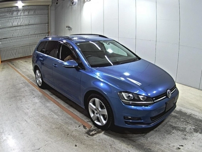 VOLKSWAGEN GOLF VARIANT