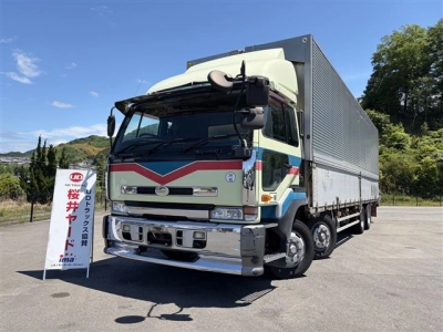 NISSAN UD