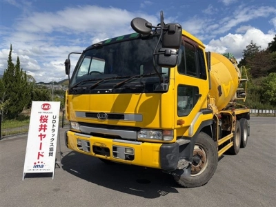 NISSAN UD