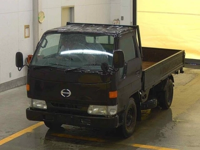 TOYOTA DYNA