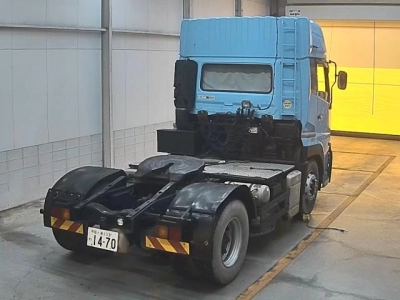 NISSAN UD