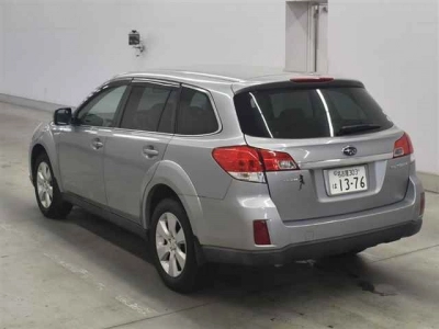 SUBARU OUTBACK