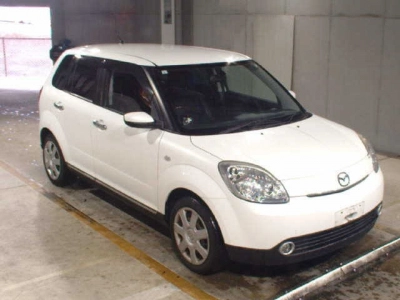 MAZDA VERISA