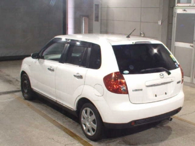 MAZDA VERISA