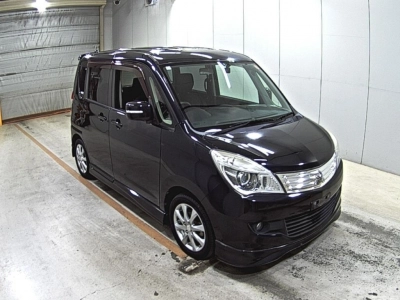 MITSUBISHI DELICA D:2