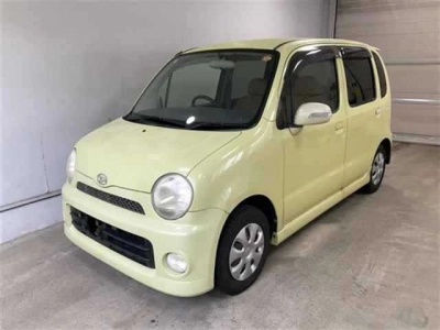 DAIHATSU MOVE LATTE