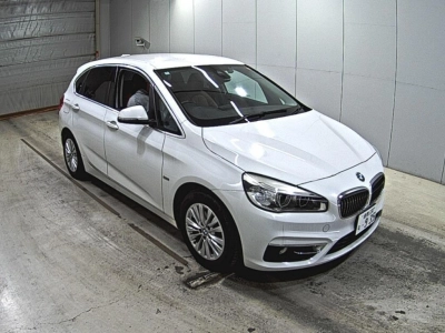 BMW 2 SERIES
