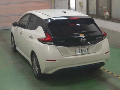 NISSAN LEAF