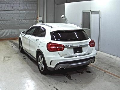 MERCEDES BENZ GLA