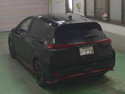 NISSAN AURA