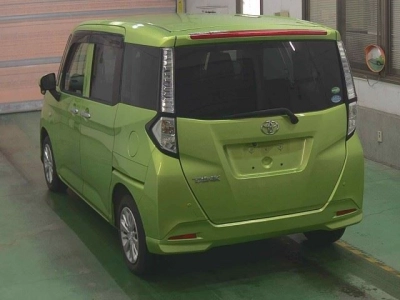 TOYOTA TANK