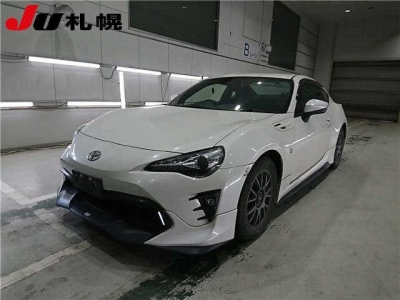 TOYOTA 86