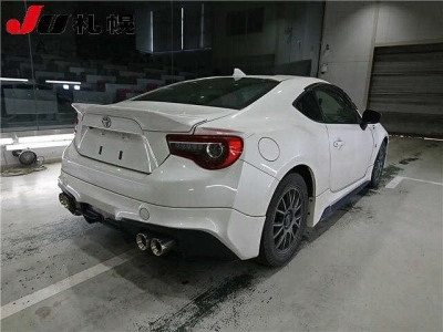 TOYOTA 86