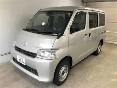 TOYOTA TOWN ACE VAN