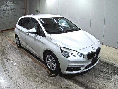 BMW 2 SERIES