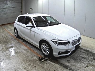 BMW 1 SERIES