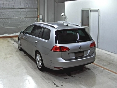 VOLKSWAGEN GOLF VARIANT