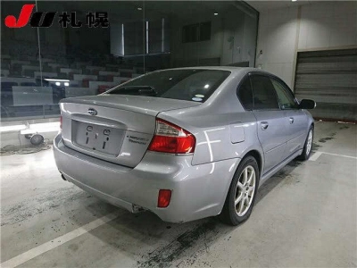 SUBARU LEGACY B4