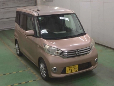 NISSAN DAYZ ROOX