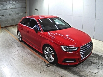 AUDI S3