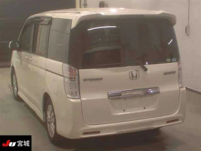 HONDA STEPWGN SPADA