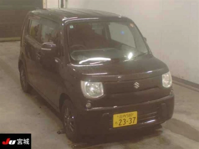 SUZUKI MRWAGON