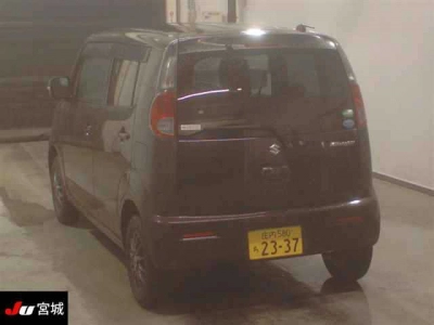 SUZUKI MRWAGON