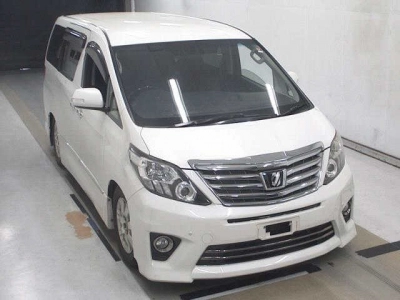 TOYOTA ALPHARD