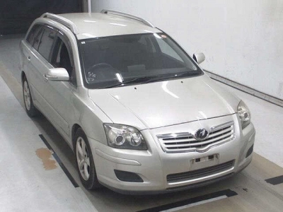 TOYOTA AVENSIS