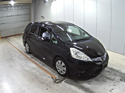 HONDA FIT SHUTTLE