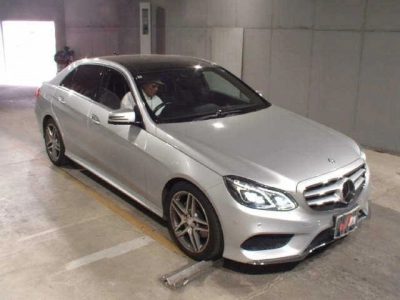 MERCEDES BENZ E CLASS