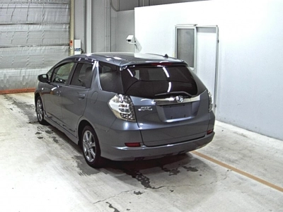 HONDA FIT SHUTTLE
