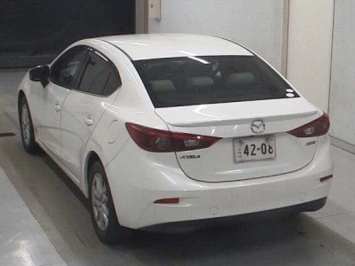MAZDA AXELA